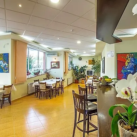 Family Saint Konstantin Otel