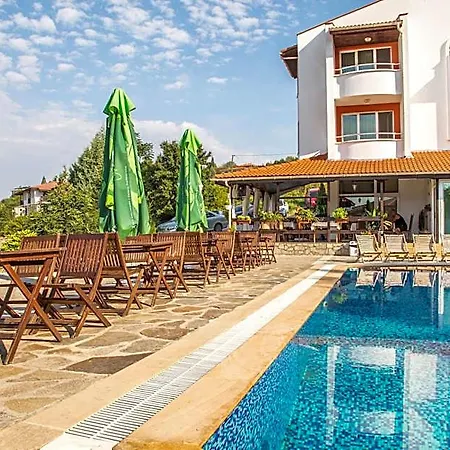 Otel Family Saint Konstantin 3*