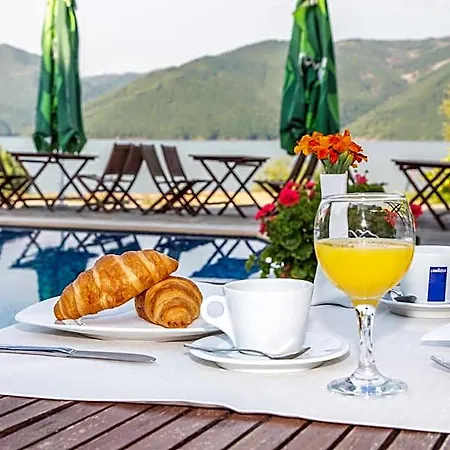 Family Saint Konstantin 3* Kŭrdzhali